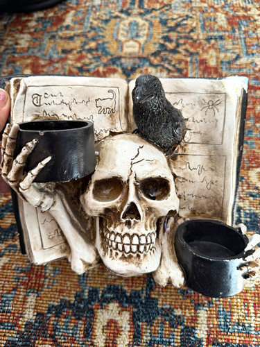 Gothic resin skull raven - gothic, &
