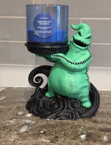 Halloween decor candle - decor/,